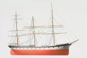 Sailing Ship Gallery: The 1886 square-rigger ship Balclutha, side view