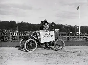 1900 Oldsmobile