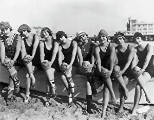 Bonnet Prints: 1920s Bathing Beauties
