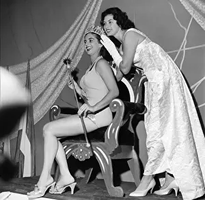 Lac0132 Prints: 1958 Miss Universe Contestants