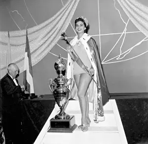 Lac0132 Prints: 1958 Miss Universe Contestants