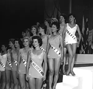 Lac0132 Prints: 1959 Miss Universe Contestants