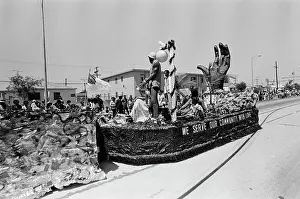 Huty33940 Prints: 1972 Watts Summer Festival - Parade