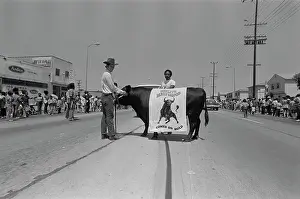 Huty33940 Prints: 1972 Watts Summer Festival - Parade