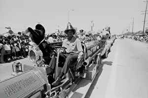 Huty33940 Prints: 1972 Watts Summer Festival - Parade
