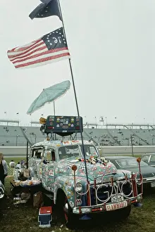 Huty32642 Prints: 1978 Indianapolis 500 - Spectators