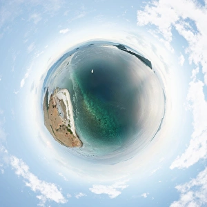 Turquoise Colored Collection: 360 View of Pulau Papagaran Besar Island, Indonesia