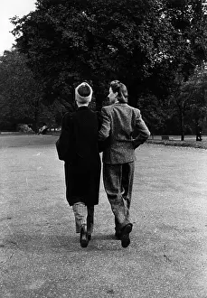 M Clo 1940 49 Info Slacks Prints: Whatever Next
