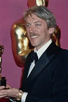 Huty35239 Prints: 49th Academy Awards - Press Room