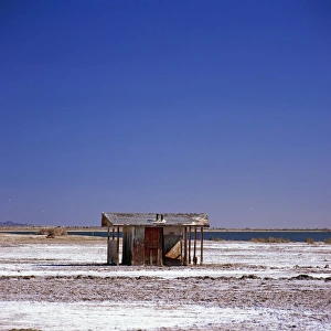 David Henderson Photography Gallery: abandoned, blue sky, building, california, copy space, day, decayed, decaying, deserted