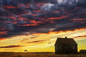 Images Dated 13th October 2015: Abandoned house in rural Iceland with a brilliant sunset
