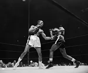 Competition Prints: Action Between Sandy Saddler and Teddy Davis
