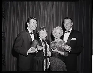 Actors Pose W/Tony Award Medals
