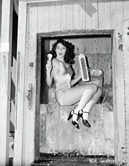 Thermometer Prints: Actress Ava Gardner Cooling Off