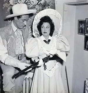 Displaying Prints: Actress Ethel Merman as Annie Oakley
