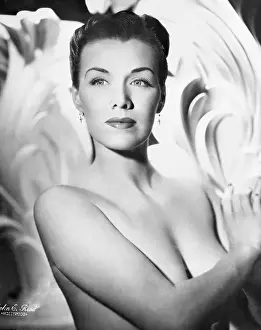 Shirtless Prints: Actress Jean Spangler