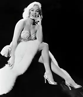 Actress Mamie Van Doren