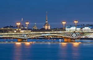 Images Dated 31st October 2015: Admiralty building and Church of the Savior on Blood, Saint Petersburg