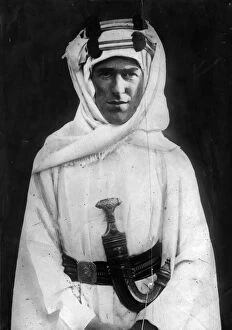 Famous and Influential People Gallery: T.E. Lawrence (1888-1935)