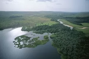 Images Dated 13th November 2006: An Aerial View of a Delta at Bateke National Park