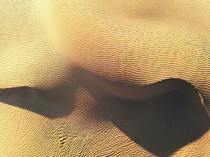 Amazing Deserts Gallery: Desert Aerial Art Collection