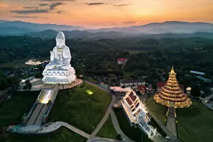 Images Dated 5th June 2017: Aerial view of Wat huay pla kang temple, Chiang Rai, Thailand