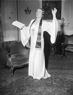 Evangelist Prints: Aimee Semple McPherson in Robes