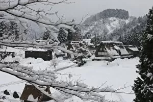 Images Dated 22nd August 2011: Ainokura Village in Winter