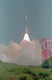 Rocket Prints: Air Force Delta Rocket Shooting Into Orbit