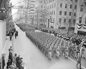 5th Avenue Prints: Airborne Division Marcing Past St. Patri