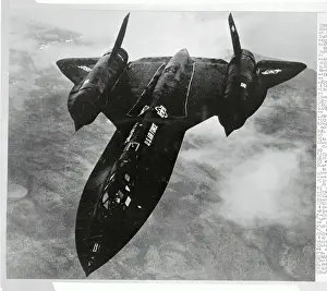 Aerodynamics Prints: Airforce SR71 Spy Plane Flying