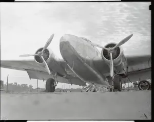 Glendale Prints: Airplane on Runway