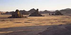 Fell Prints: Akakus Mountains, Libyan Desert, Libya, Sahara, North Africa, Africa