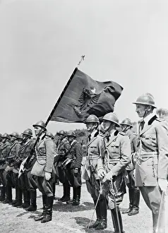 Tirane Prints: Albanian Troops