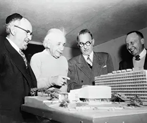 Albert Einstein Receiving Model for Medicine School