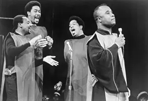 Alex Bradford & Bradford Singers Singing
