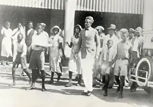 Kingston Prints: Alexander Bustamante with Labor Strikers