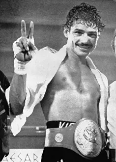 Alexis Arguello Flashes The Victory Sign