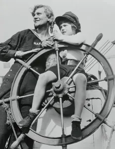 Long Beach Prints: Aloha Wanderwell and Daughter