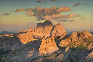 Images Dated 17th July 2016: Alpenglow on Pelmo peak, Dolomites