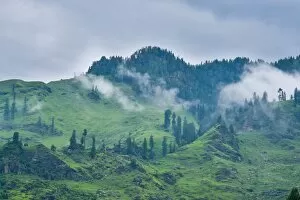Images Dated 17th July 2016: altitude, background, beas, bridge, clouds, gramphu, high, himachal, himalaya, himalayan