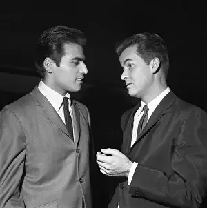 Acr068181 Prints: American Bandstand Host