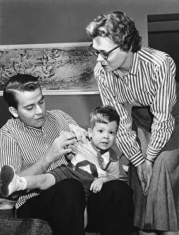 Acr068181 Prints: American Bandstand Host With Family