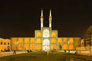 Images Dated 20th April 2014: Amir Chakhmagh Mosque at night, Yazd, Iran