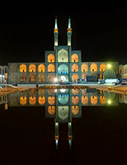Images Dated 7th March 2017: Amir Chakmaq complex by night, Yazd, Iran
