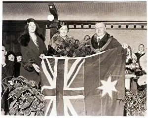 Amy Johnson Presents Flag to Mayor