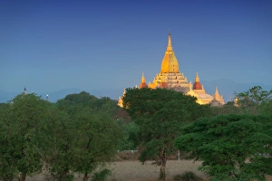 Myanmar Culture Gallery: The Ananda Temple