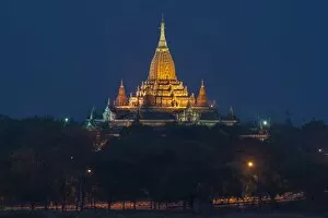 Myanmar Culture Gallery: Ananda temple (Bagan Myanmar)