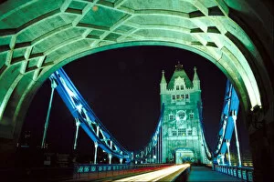 Images Dated 29th June 2006: ancient, architecture, bridge, england, europe, exterior, historic, landmark, lights
