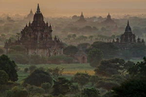 Images Dated 7th December 2014: The ancient Bagan pagodas during sunrise